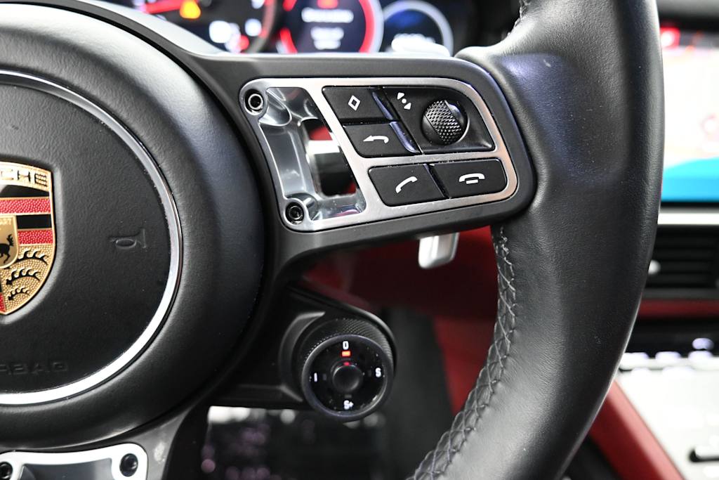 Thumbnail: 2021 Porsche Cayenne - 20