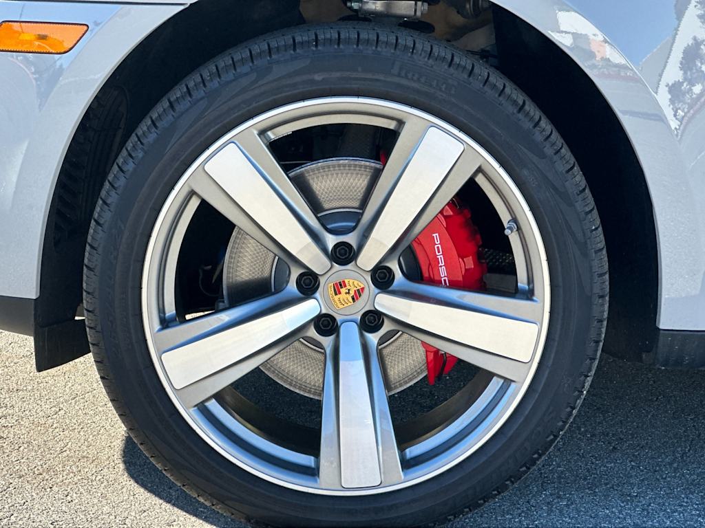 Thumbnail: 2026 Porsche Macan - 8
