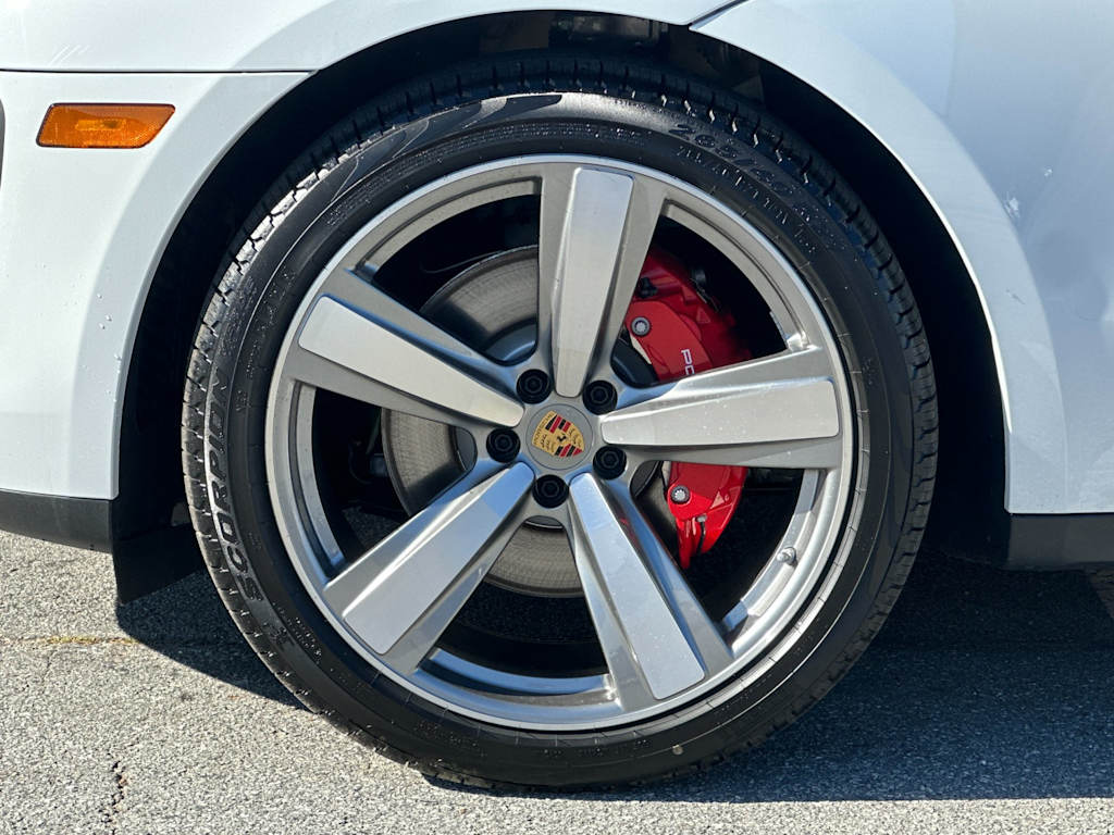 Thumbnail: 2026 Porsche Macan - 7