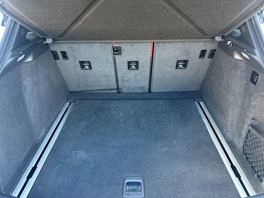 Thumbnail: 2022 Porsche Macan - 16