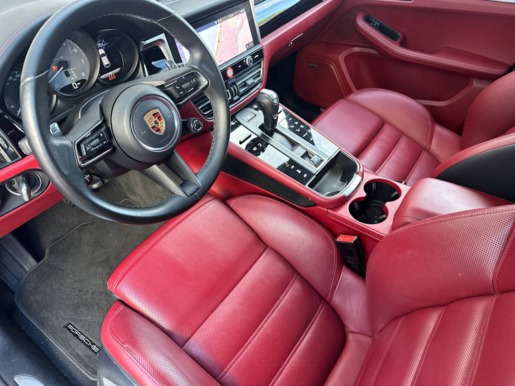 Thumbnail: 2022 Porsche Macan - 9