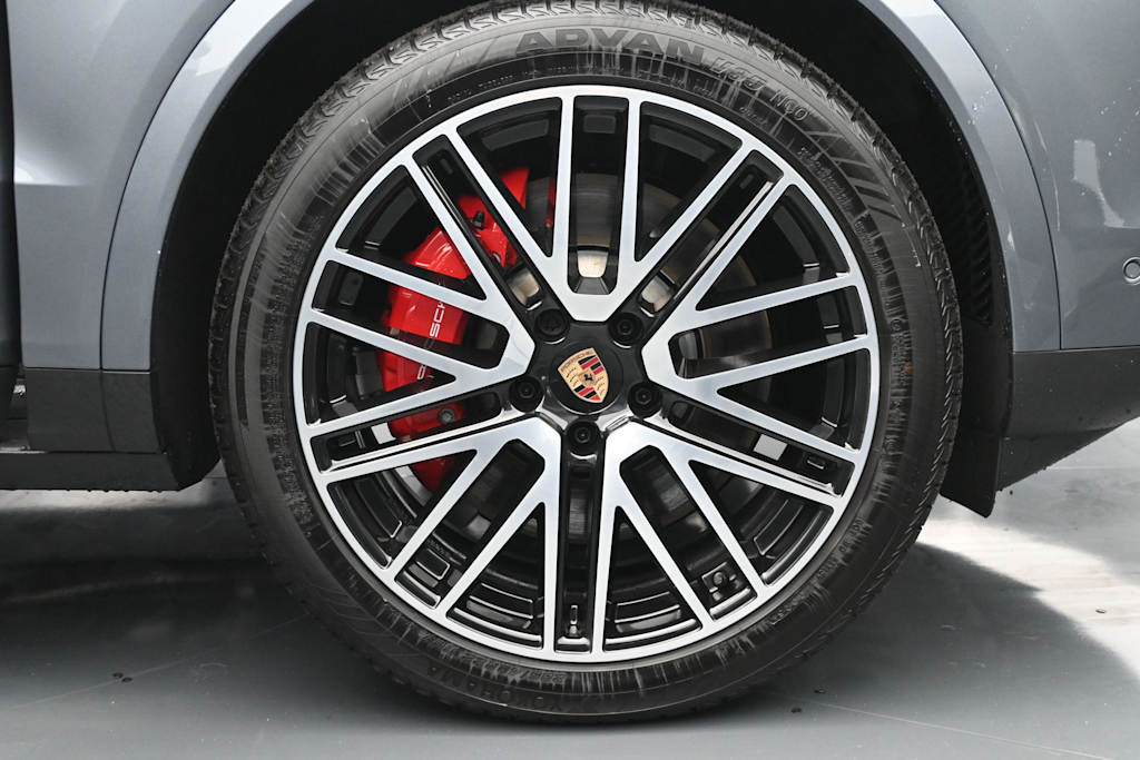 Thumbnail: 2026 Porsche Cayenne - 6