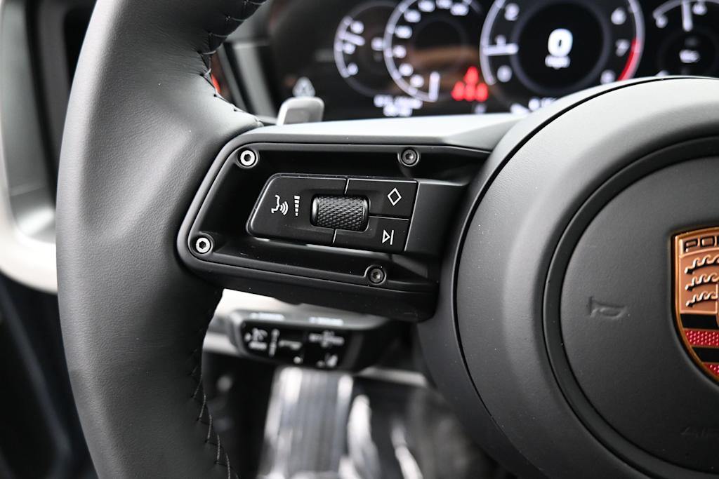 Thumbnail: 2026 Porsche Cayenne - 19