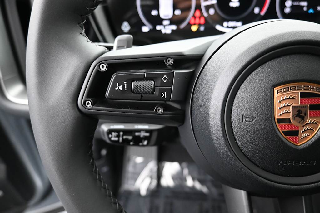 Thumbnail: 2026 Porsche Cayenne - 20