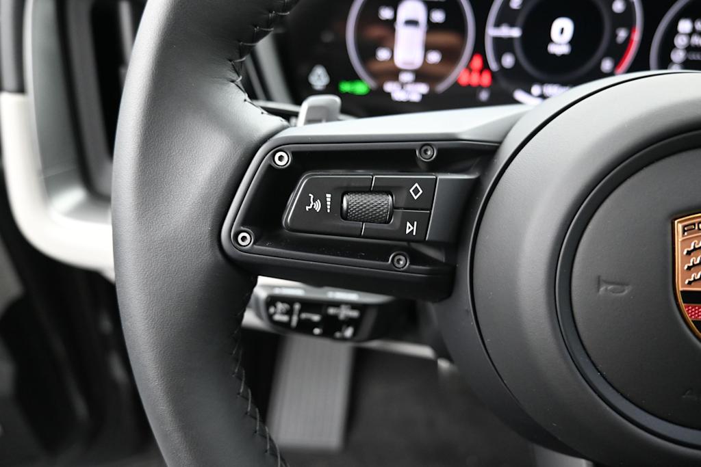 Thumbnail: 2026 Porsche Cayenne - 22