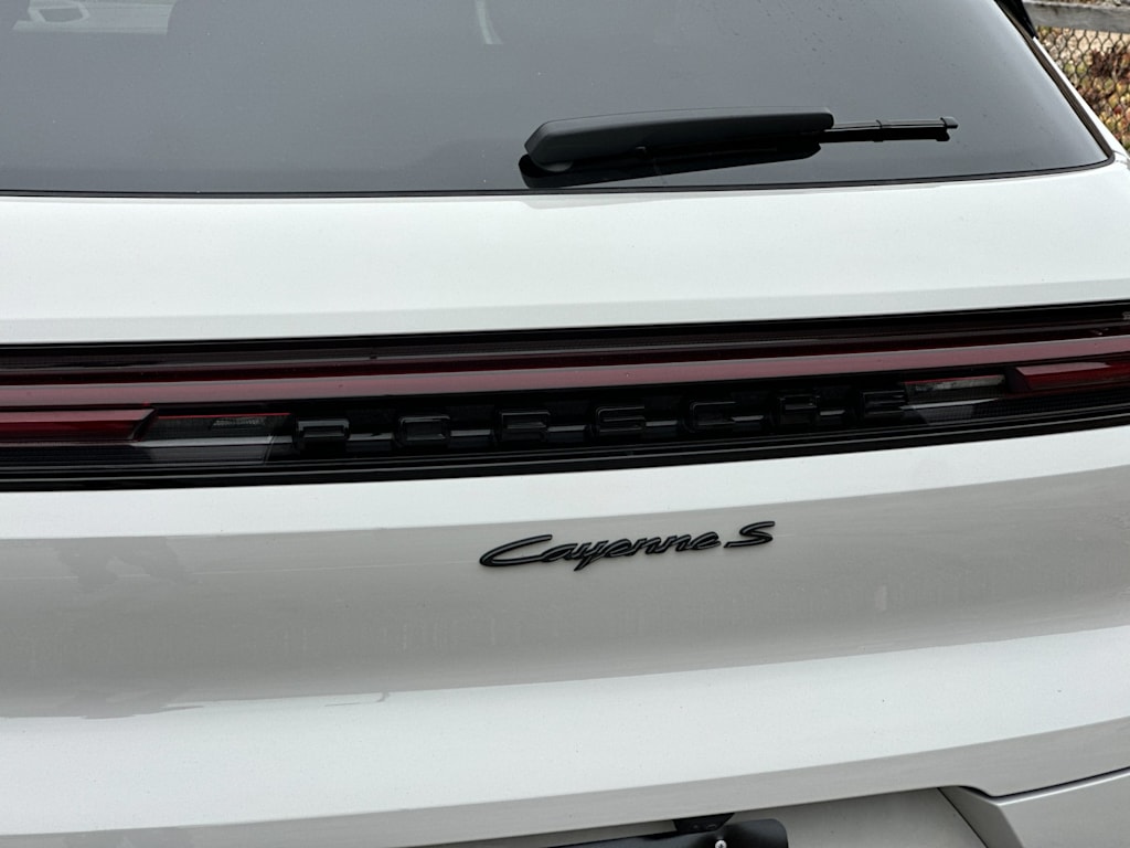 Thumbnail: 2025 Porsche Cayenne - 7