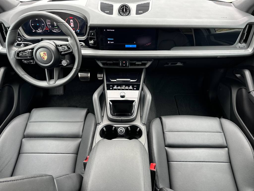 Thumbnail: 2025 Porsche Cayenne - 2