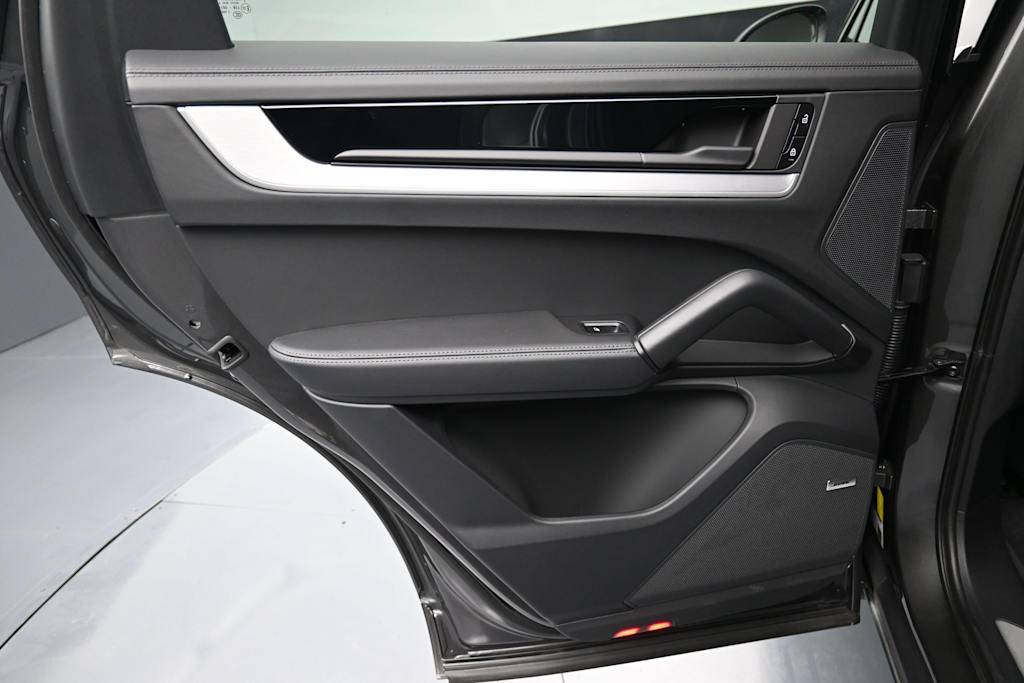Thumbnail: 2026 Porsche Cayenne - 22