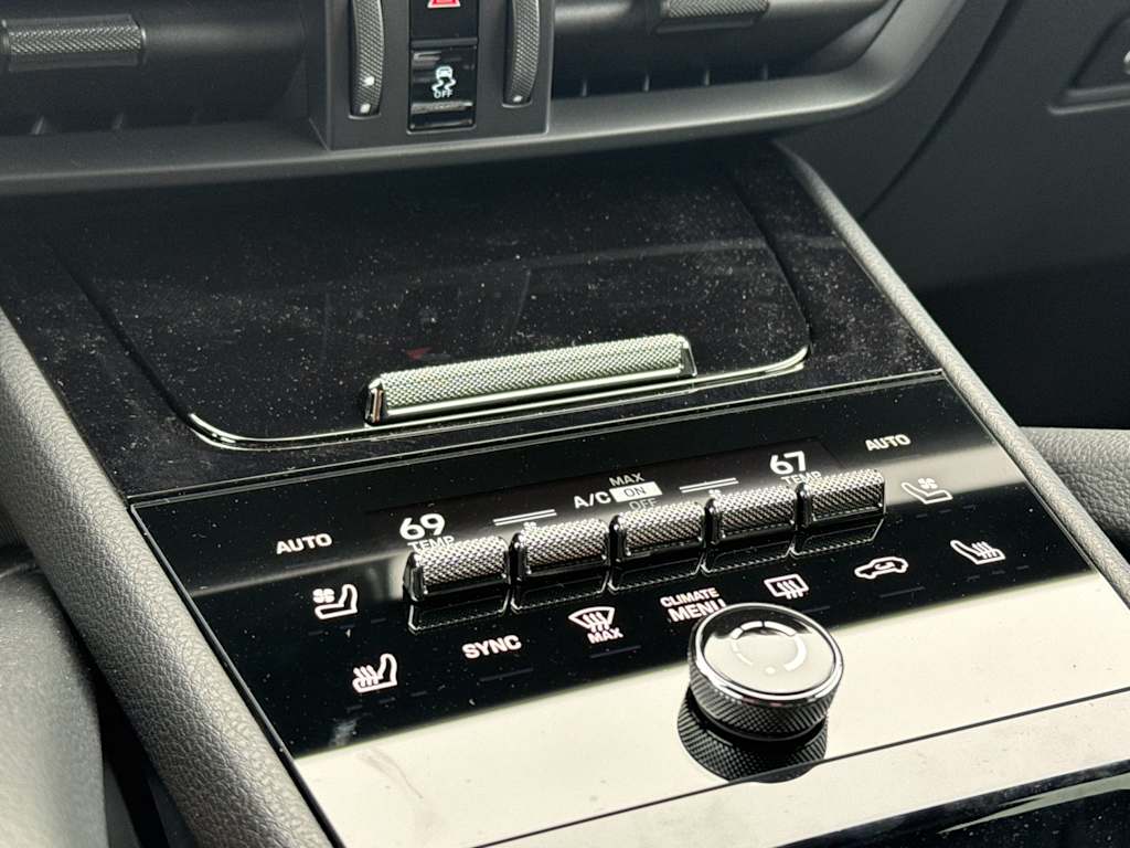 Thumbnail: 2026 Porsche Cayenne - 26