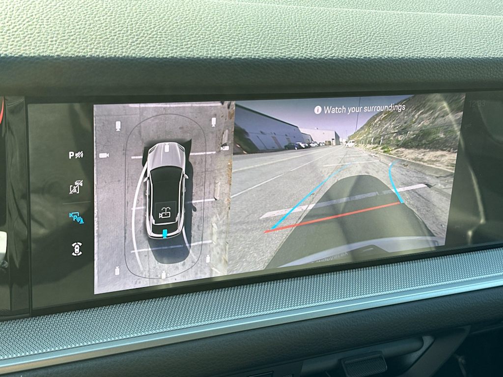 Thumbnail: 2026 Porsche Cayenne - 26