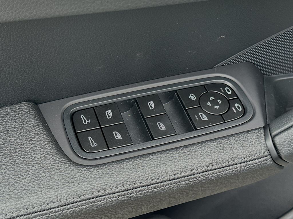 Thumbnail: 2024 Porsche Cayenne - 20