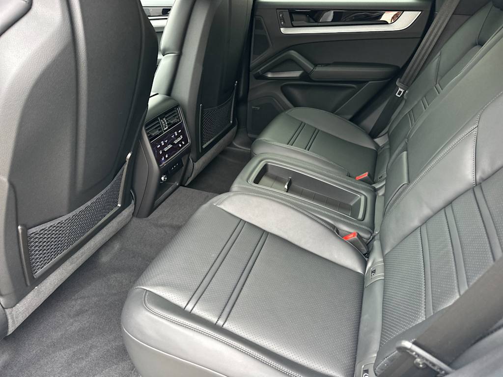 Thumbnail: 2025 Porsche Cayenne - 12