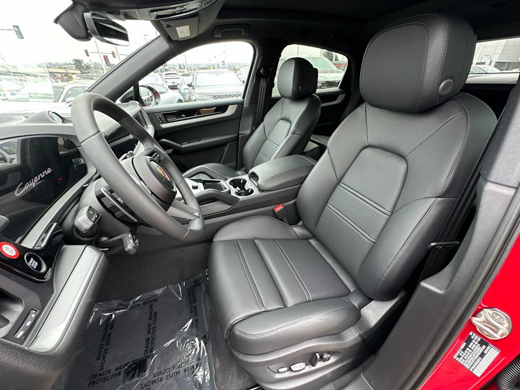 Thumbnail: 2025 Porsche Cayenne - 11