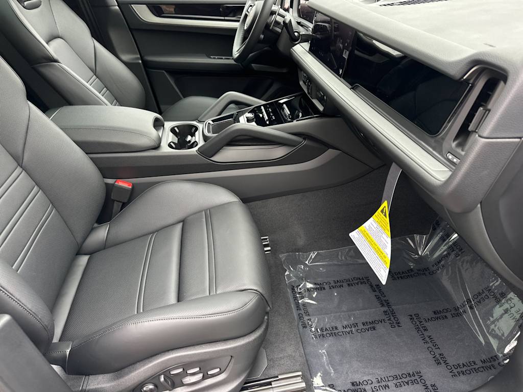 Thumbnail: 2025 Porsche Cayenne - 22