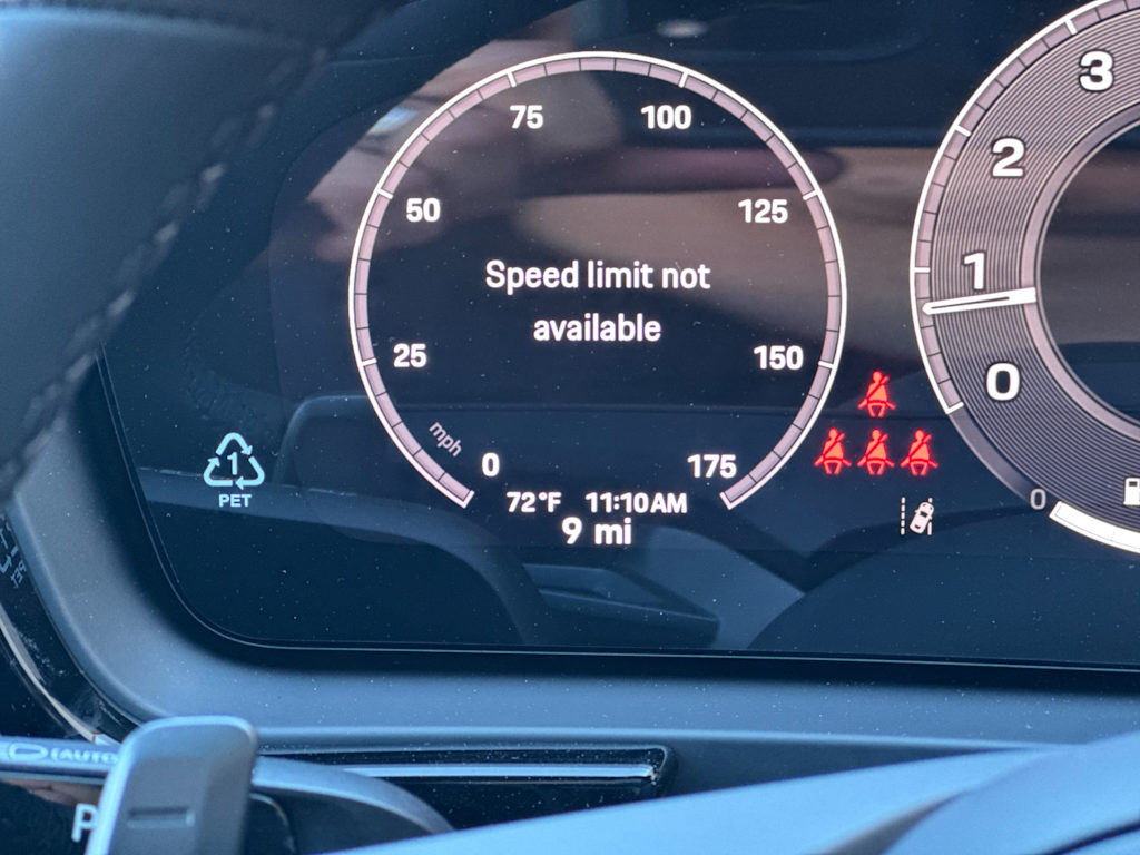 Thumbnail: 2025 Porsche Cayenne - 30