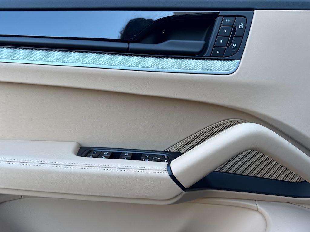 Thumbnail: 2025 Porsche Cayenne - 22