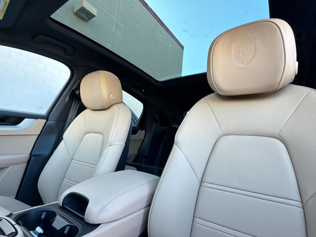 Thumbnail: 2025 Porsche Cayenne - 11