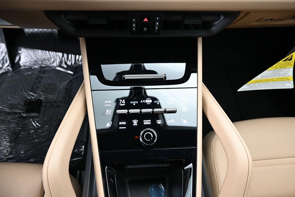 Thumbnail: 2025 Porsche Cayenne - 13