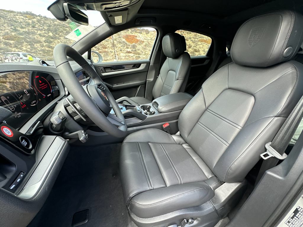 Thumbnail: 2026 Porsche Cayenne - 10