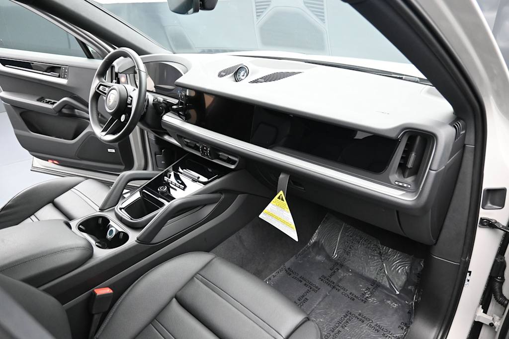 Thumbnail: 2026 Porsche Cayenne - 11