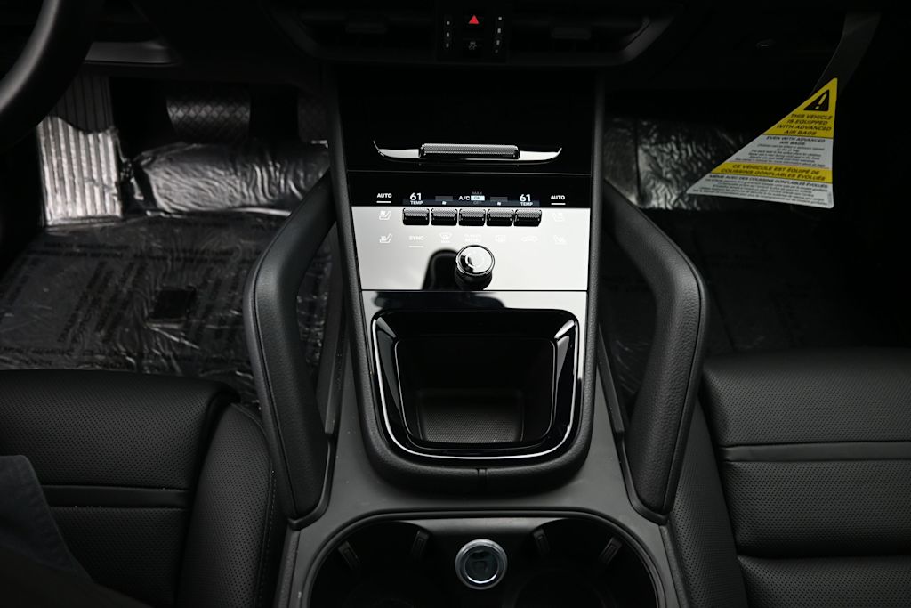 Thumbnail: 2026 Porsche Cayenne - 13