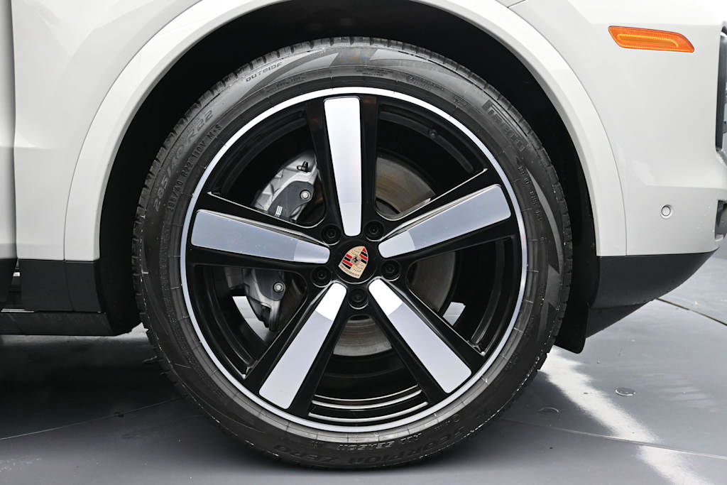 Thumbnail: 2026 Porsche Cayenne - 6