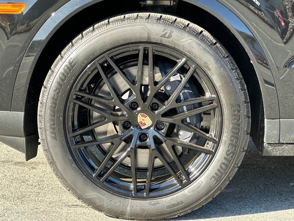 Thumbnail: 2026 Porsche Cayenne - 8