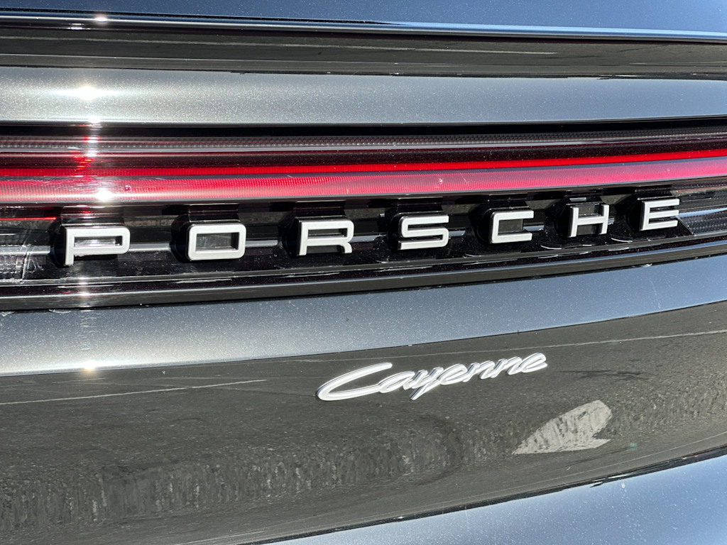 Thumbnail: 2025 Porsche Cayenne - 7