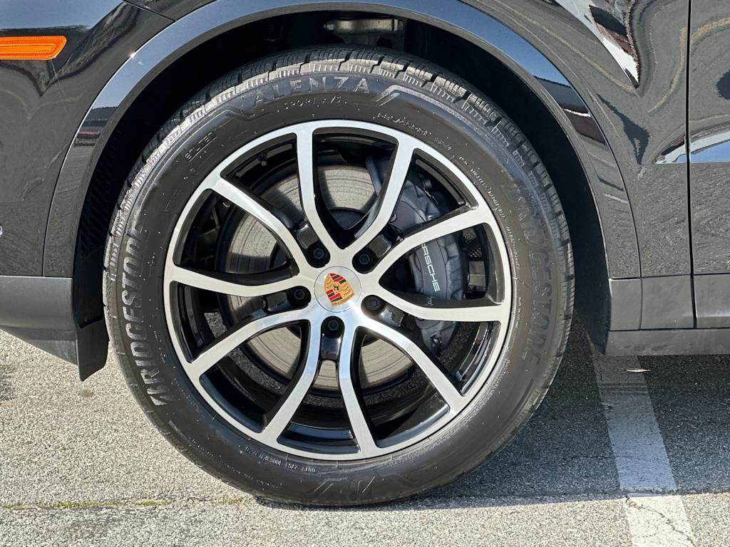 Thumbnail: 2025 Porsche Cayenne - 8