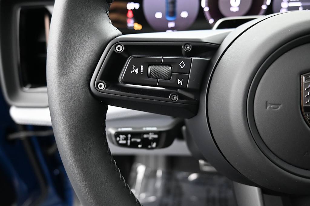 Thumbnail: 2026 Porsche Cayenne - 21