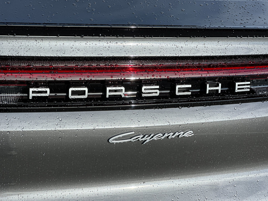 Thumbnail: 2026 Porsche Cayenne - 7