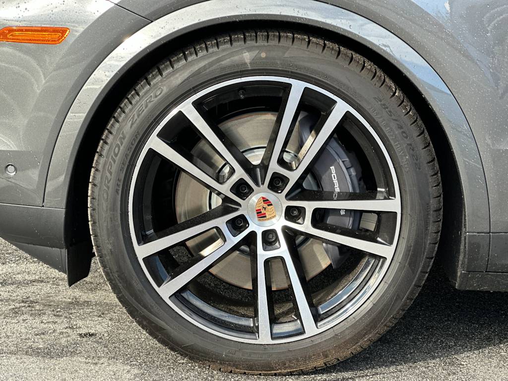 Thumbnail: 2026 Porsche Cayenne - 8