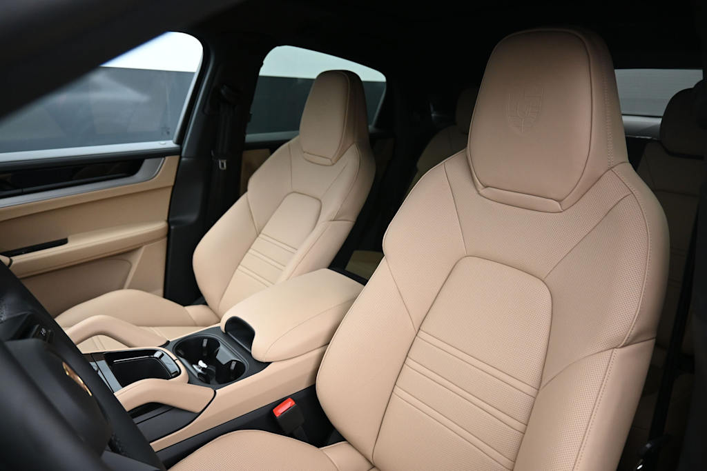Thumbnail: 2026 Porsche Cayenne - 9