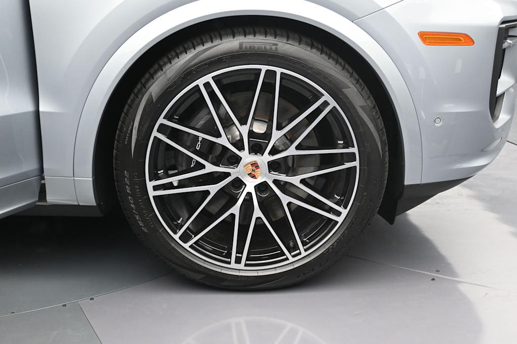 Thumbnail: 2026 Porsche Cayenne - 7