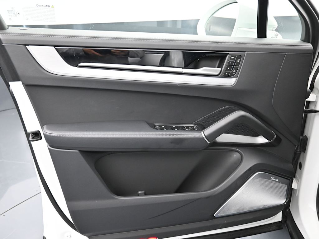 Thumbnail: 2025 Porsche Cayenne - 20
