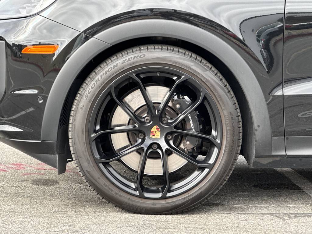 Thumbnail: 2025 Porsche Cayenne - 8