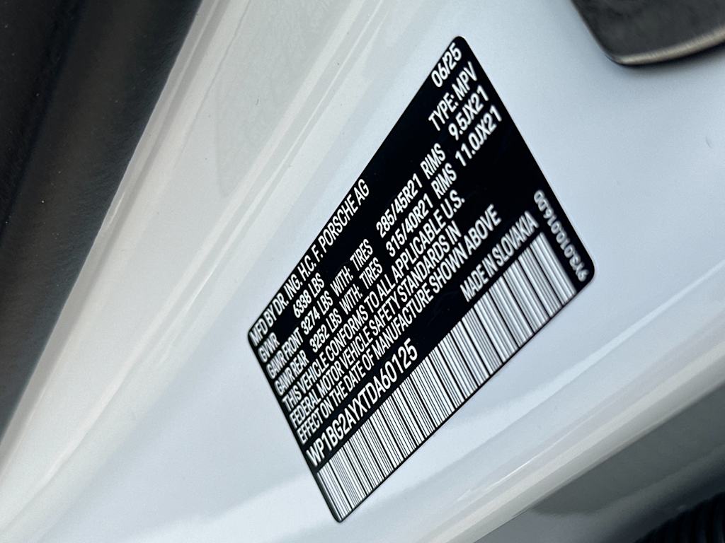 Thumbnail: 2026 Porsche Cayenne - 17