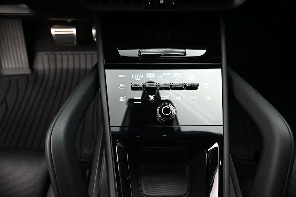 Thumbnail: 2026 Porsche Cayenne - 13