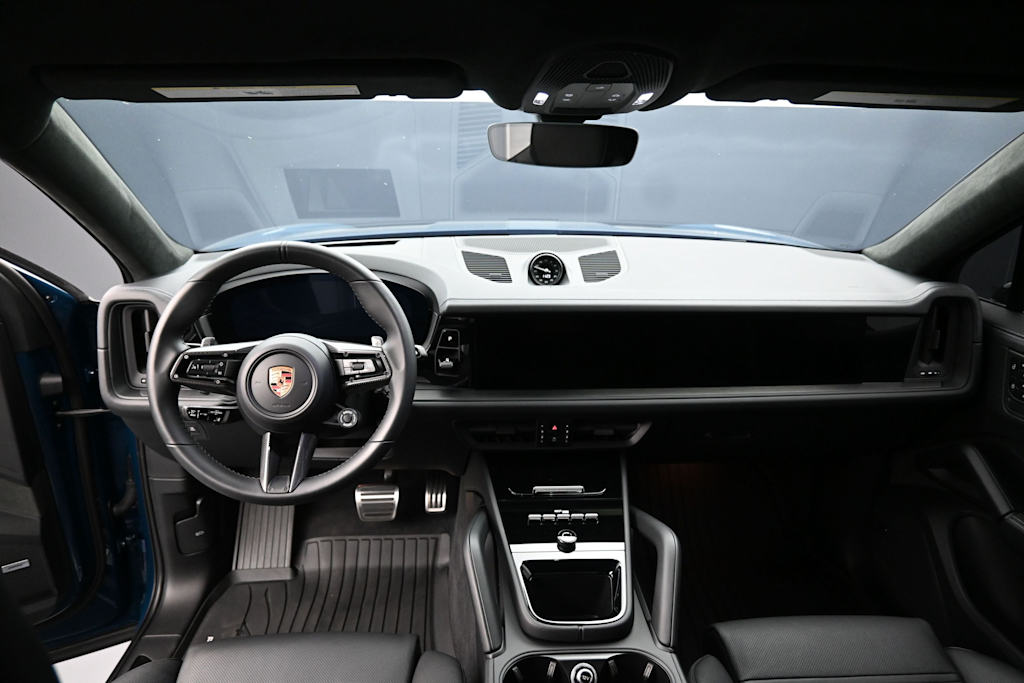Thumbnail: 2026 Porsche Cayenne - 6