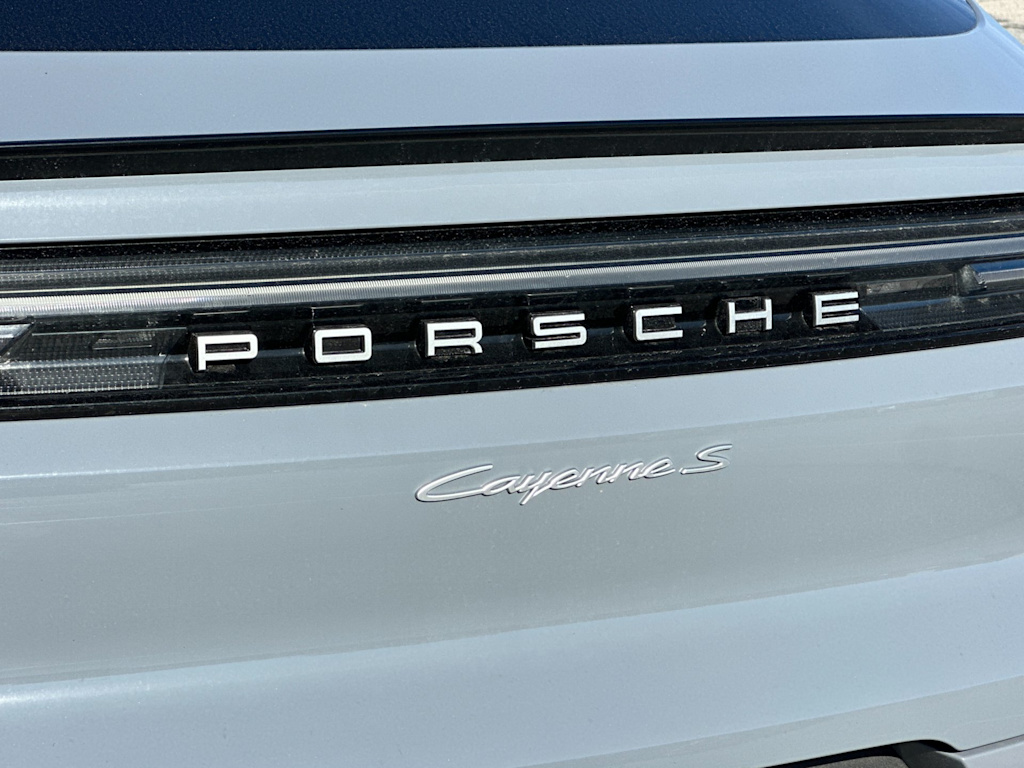 Thumbnail: 2024 Porsche Cayenne - 28