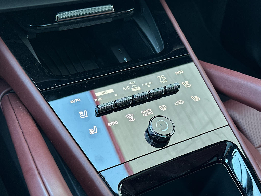 Thumbnail: 2024 Porsche Cayenne - 15