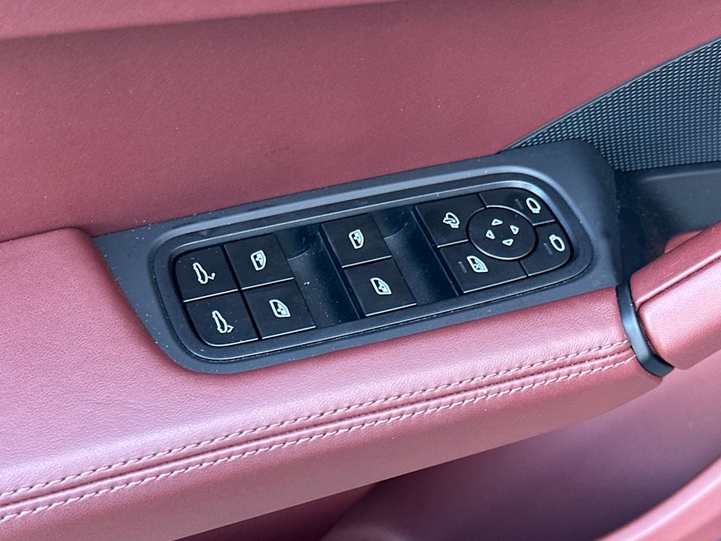 Thumbnail: 2024 Porsche Cayenne - 22