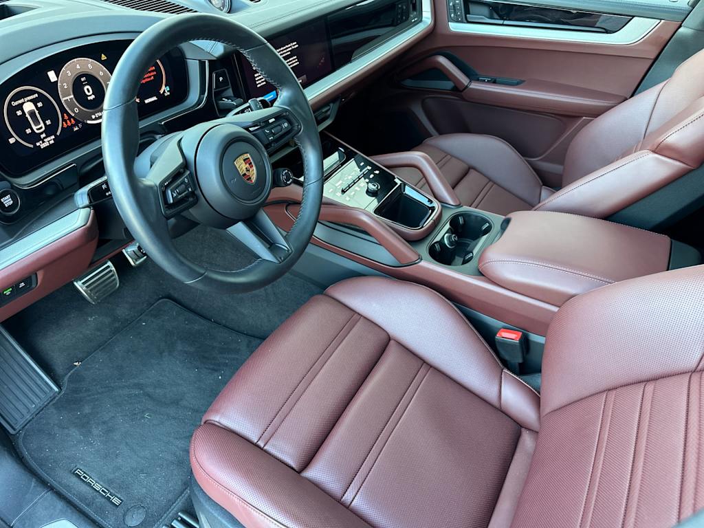 Thumbnail: 2024 Porsche Cayenne - 10