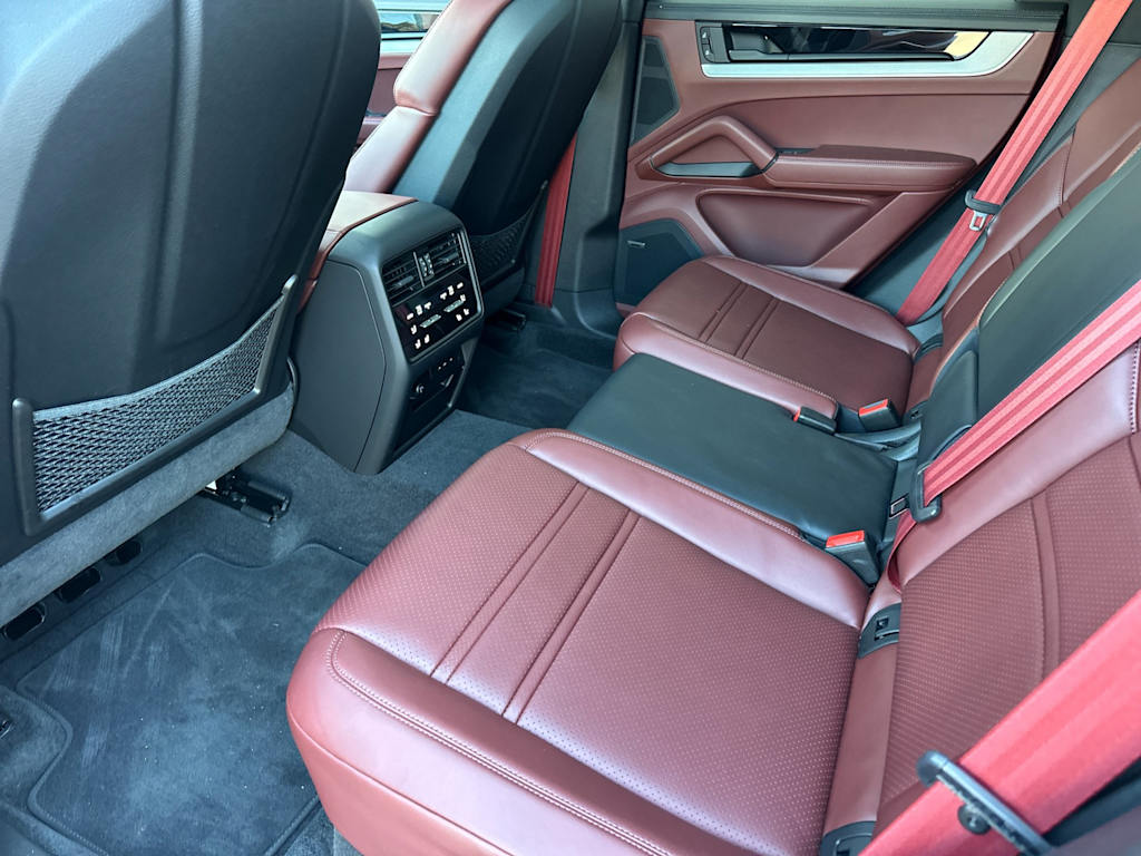 Thumbnail: 2024 Porsche Cayenne - 12