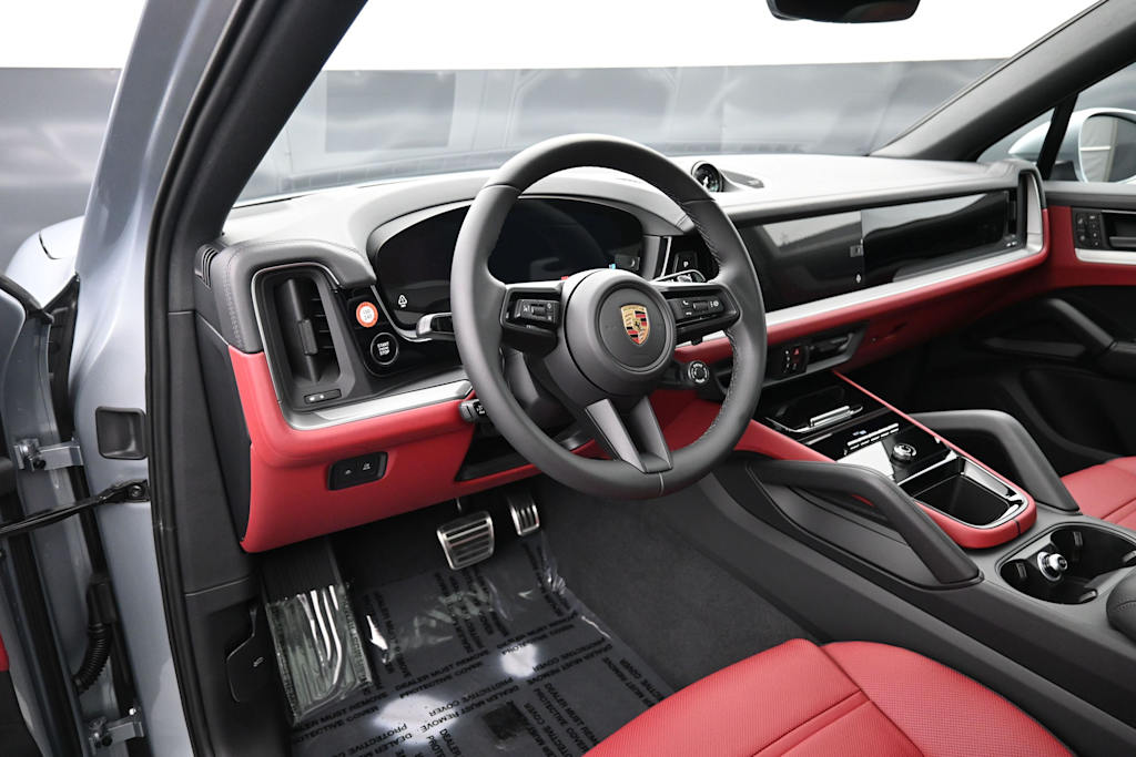 Thumbnail: 2026 Porsche Cayenne - 2