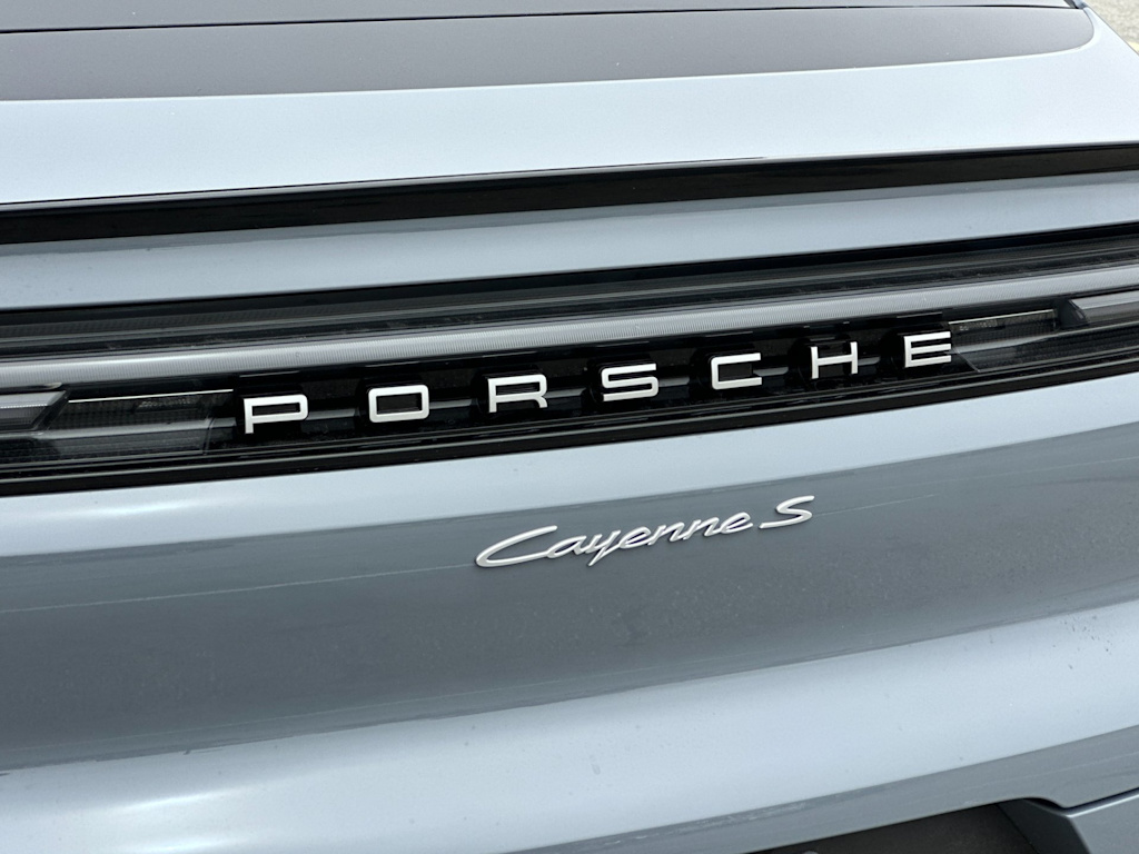 Thumbnail: 2025 Porsche Cayenne - 7