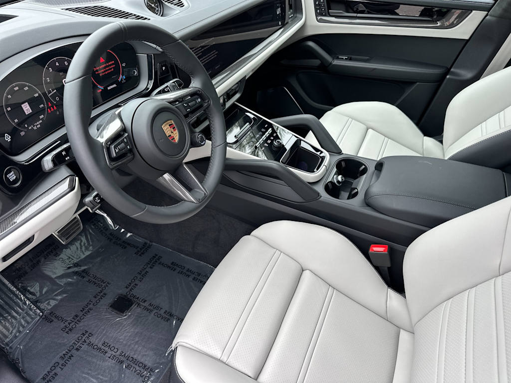 Thumbnail: 2025 Porsche Cayenne - 2