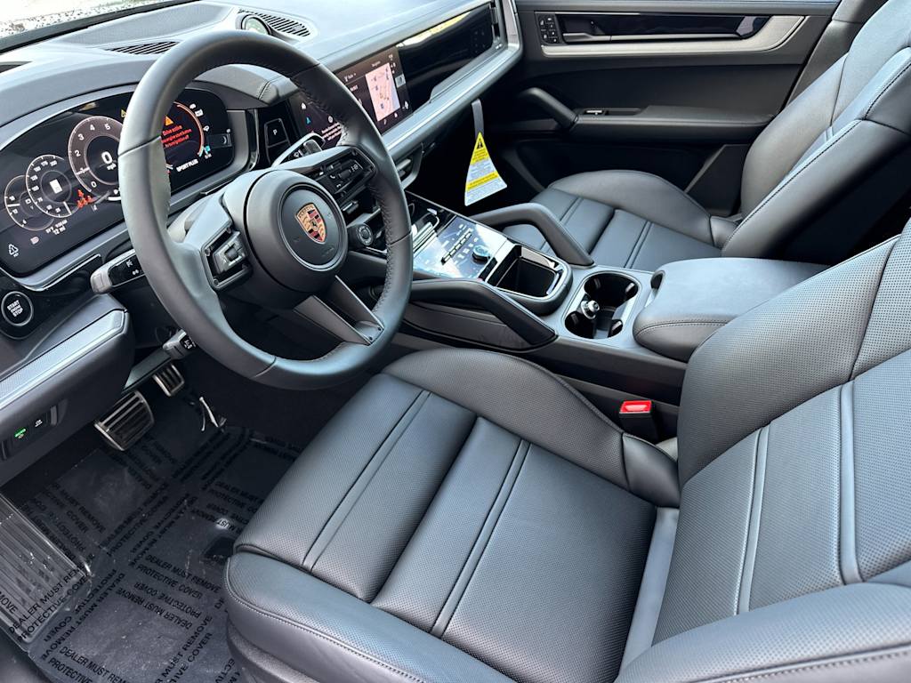 Thumbnail: 2026 Porsche Cayenne - 10