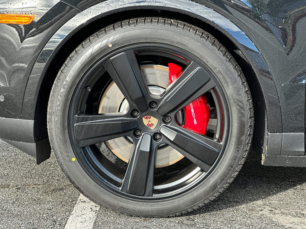 Thumbnail: 2026 Porsche Cayenne - 8