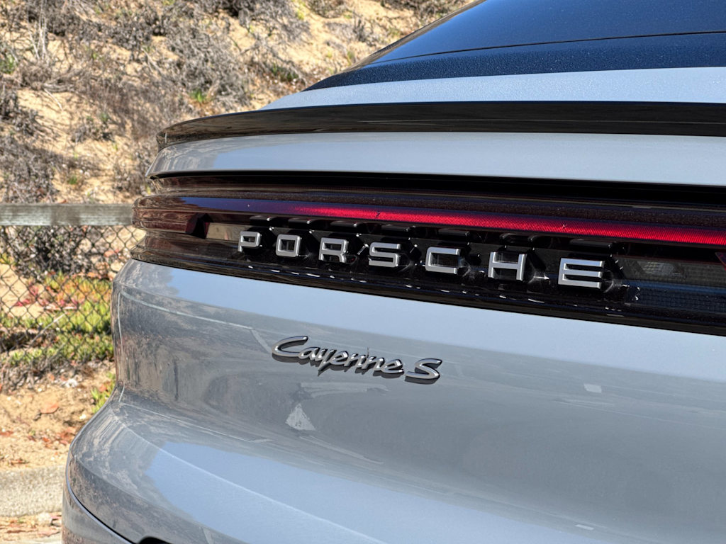 Thumbnail: 2025 Porsche Cayenne - 30